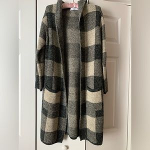 Women’s Carly Jean Los Angeles Boston Sweater Coat